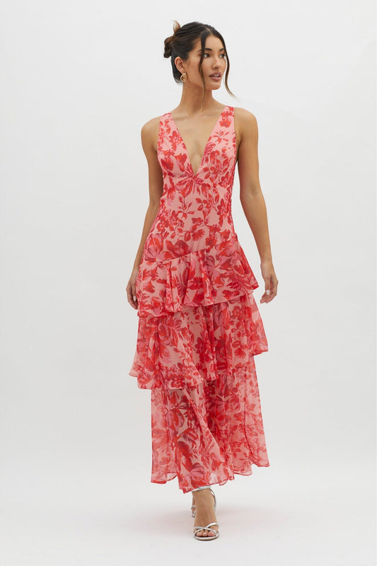 Vestido maxi com babado nas costas e alças